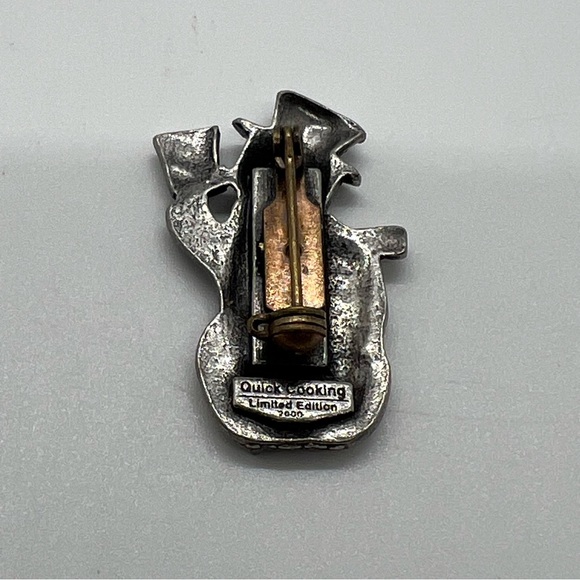 Vintage Pewter Snowman Brooch Signed 2000 Limited Edition Collection - Picture 8 of 12